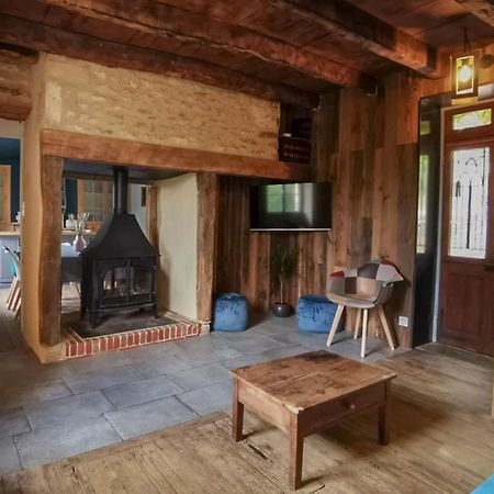 Maison Typique Perigourdine Avec Piscine Paulin Bagian luar foto