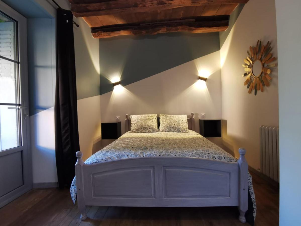Maison Typique Perigourdine Avec Piscine Paulin Bagian luar foto